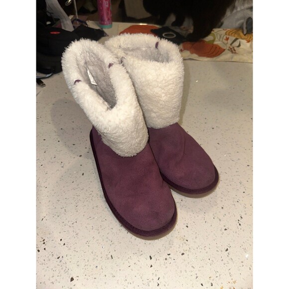 Ugg boots - Picture 1 of 8